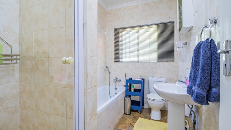 3 Bedroom Property for Sale in Bodorp North West